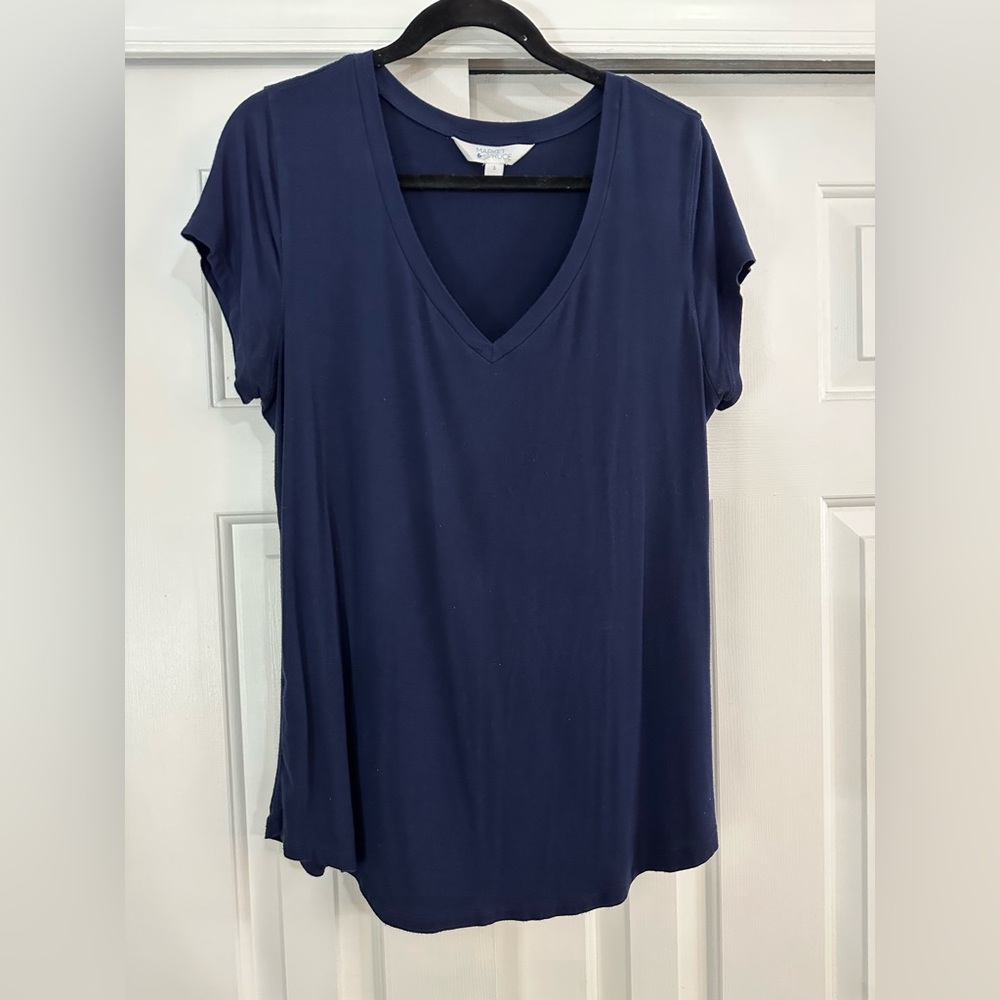 V neck navy blue tee shirt
